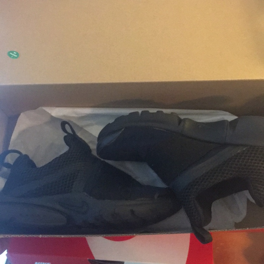Boy black Nike Presto Extreme size 13 c no laces